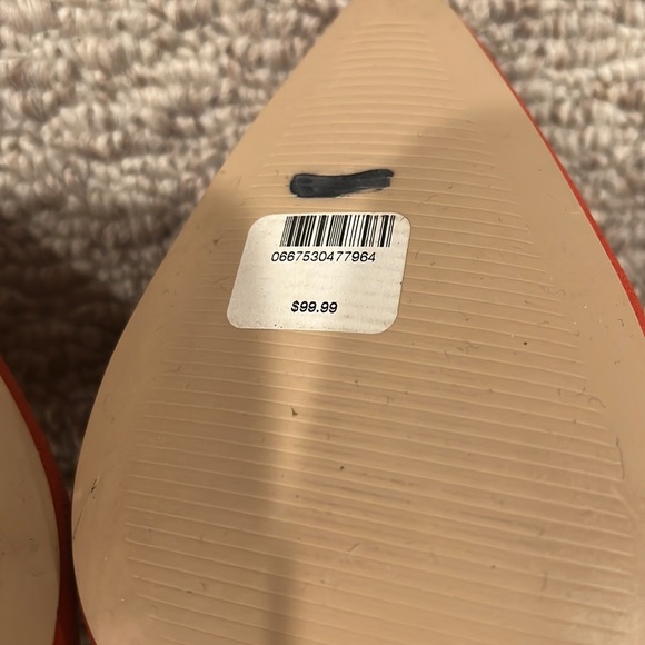 Colin Stuart red suede heels, size 7.5 with removable/moveable bow NEW! - Picture 6 of 7